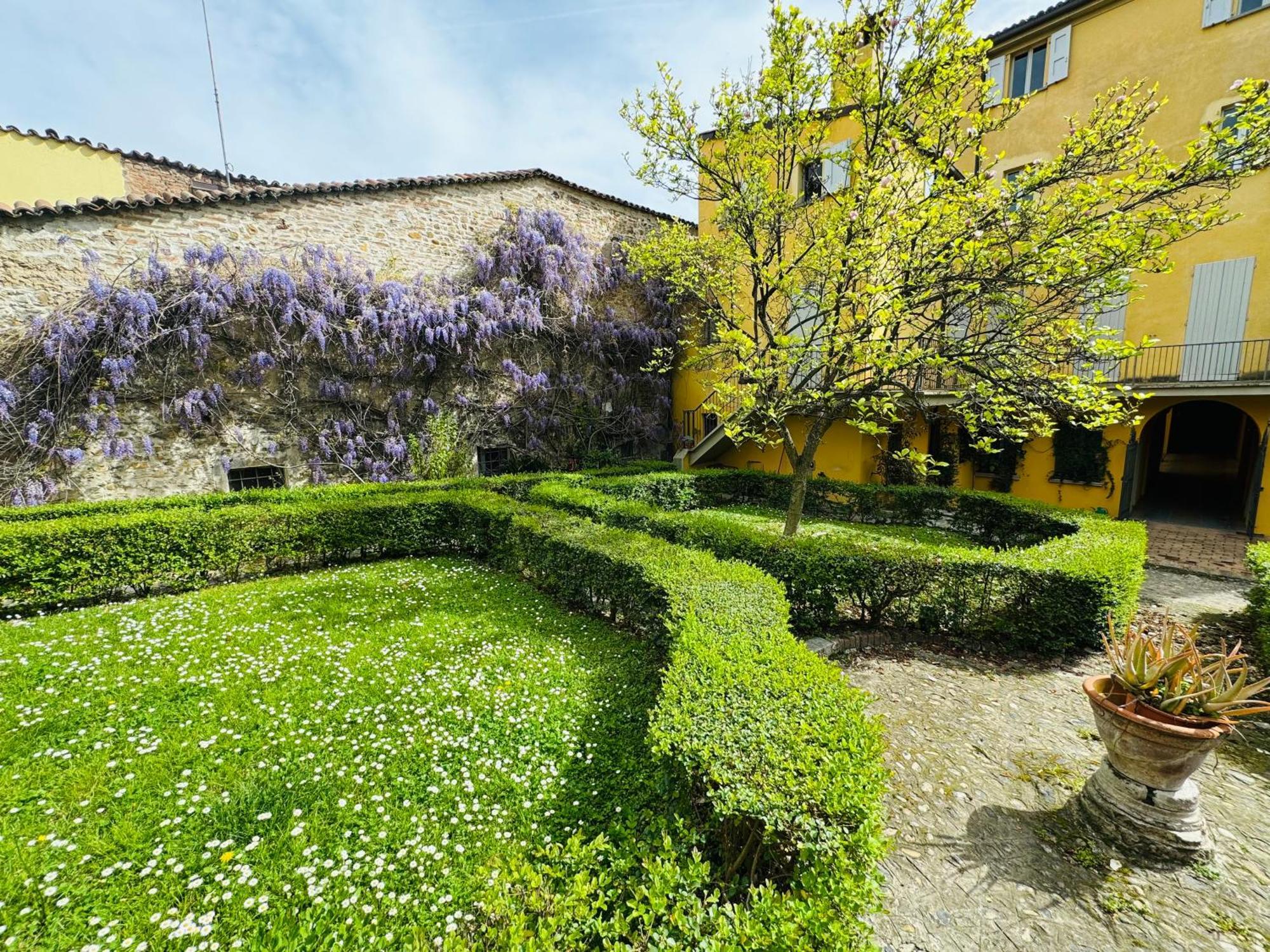 Melograno'S House Lägenhet Bologna Exteriör bild